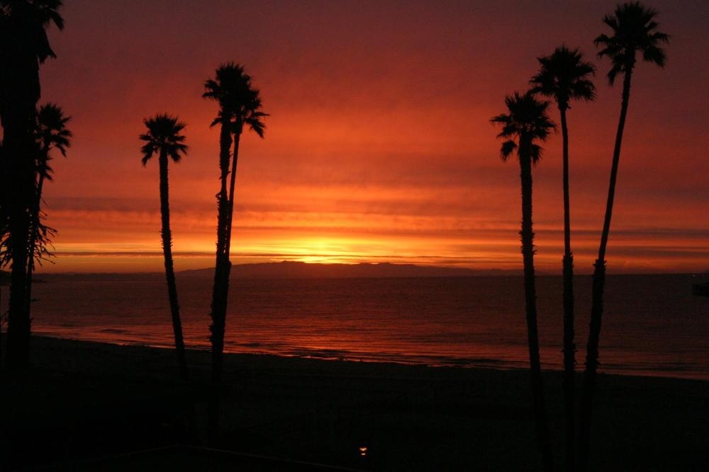 Casablanca Inn on The Beach