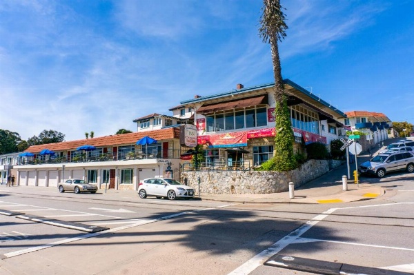 Casablanca Inn on The Beach image 19