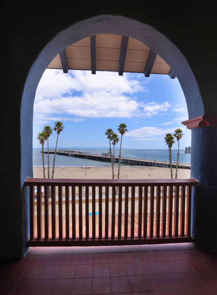 Signature King Bed, Ocean View