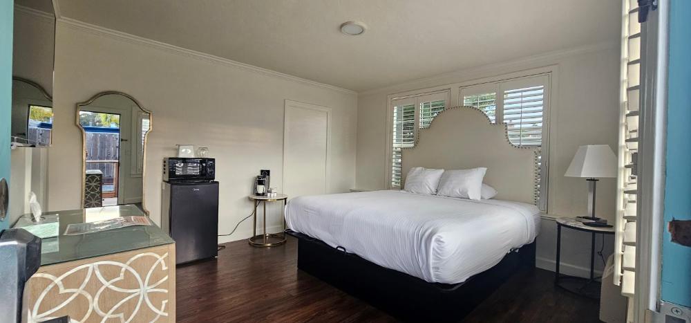Room image 2